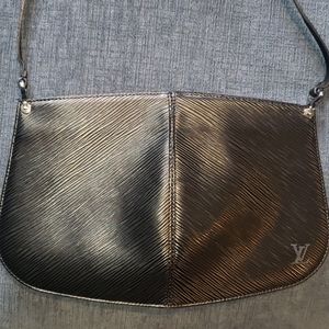 Louis Vuitton Epi Demi Lune Pochette Black Bag